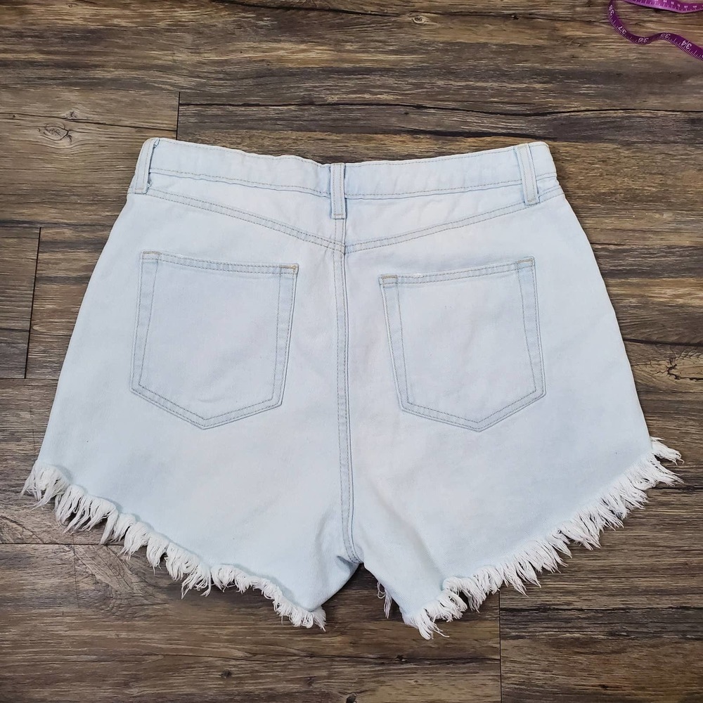 Wild Fable Women Denim Raw Hem Highest Rise Jean Shorts Size 12 - Picture 7 of 9